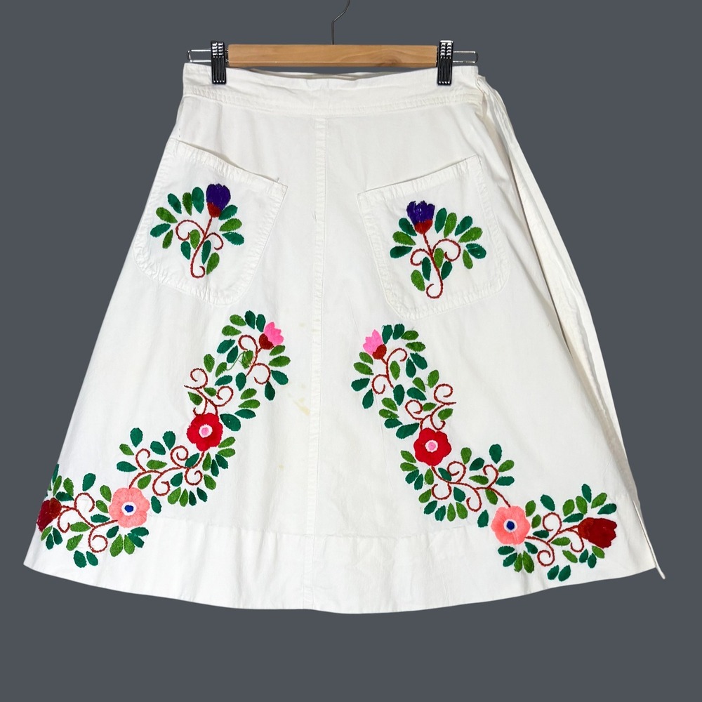 VTG White Embroidered Floral Tablecloth Wrap Skirt Womens S Boho Farmhouse